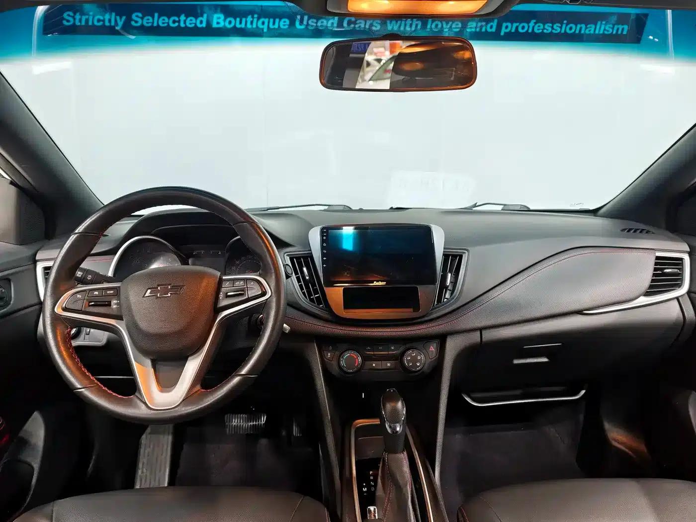 Chevrolet Cruze 2020 Mild Hybrid RS 330T Automatic Comfort Edition — миниатюра 10
