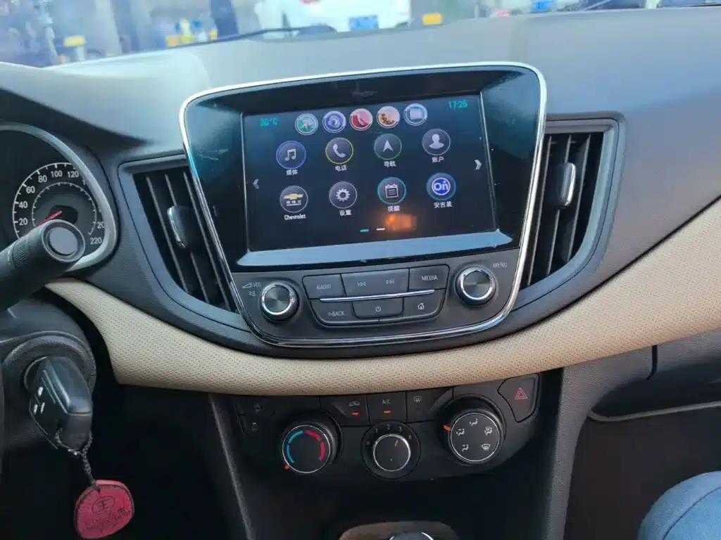 Chevrolet Cruze 2020 320 Automatic Comfort Edition — миниатюра 13