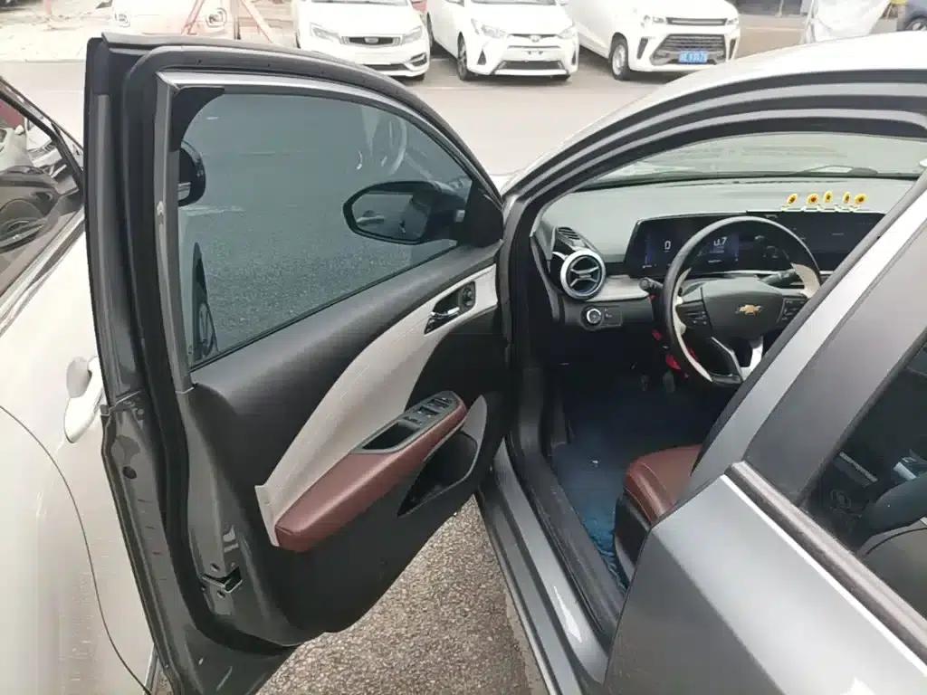 Chevrolet Cruze 2023 1.5L Dual-Clutch Enjoy Edition — миниатюра 16