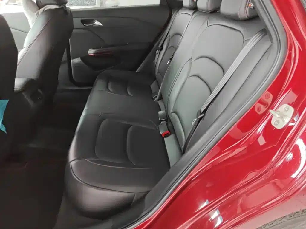 Chevrolet Cruze 2022 Mild Hybrid RS 330T Automatic Comfort Edition — миниатюра 17