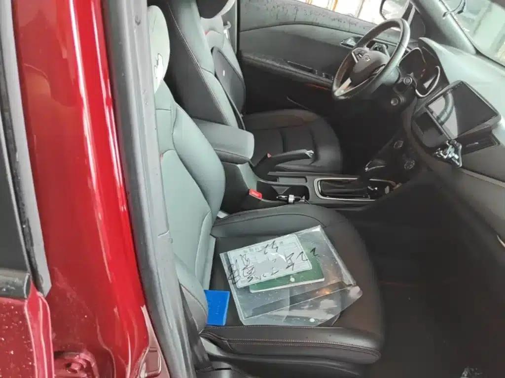 Chevrolet Cruze 2022 Mild Hybrid RS 330T Automatic Comfort Edition — миниатюра 25