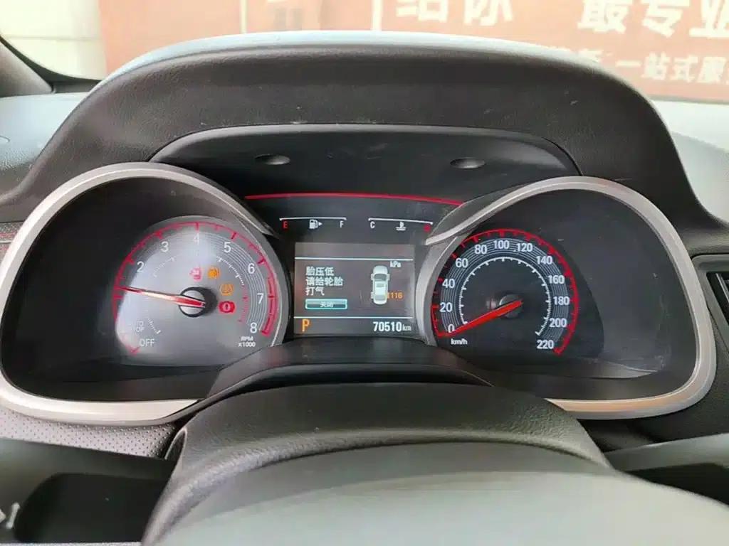 Chevrolet Cruze 2020 Mild Hybrid RS 330T Automatic Comfort Edition — миниатюра 12