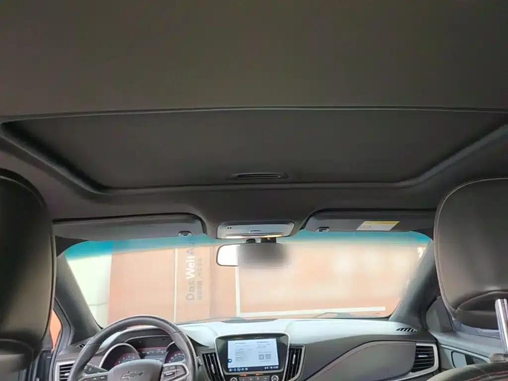Chevrolet Cruze 2020 Mild Hybrid RS 330T Automatic Comfort Edition — миниатюра 18