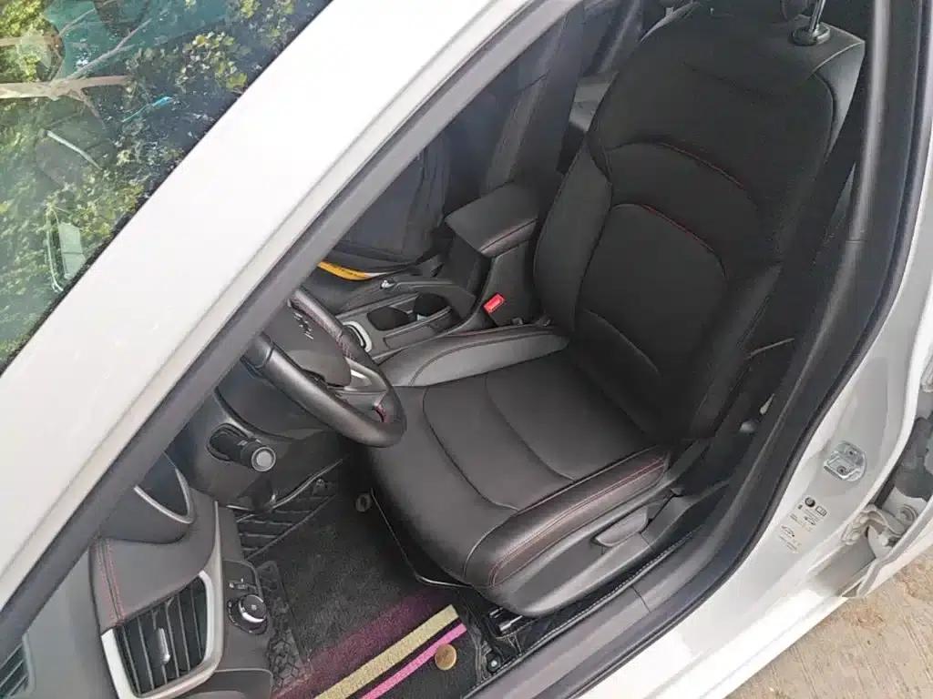 Chevrolet Cruze 2020 Mild Hybrid RS 330T Automatic Comfort Edition — миниатюра 15