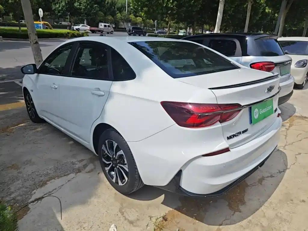 Chevrolet Cruze 2020 Mild Hybrid RS 330T Automatic Comfort Edition — миниатюра 5