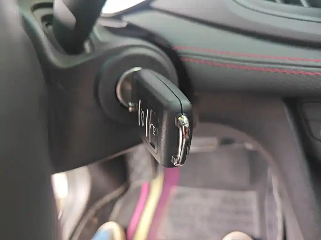 Chevrolet Cruze 2020 Mild Hybrid RS 330T Automatic Comfort Edition — миниатюра 9