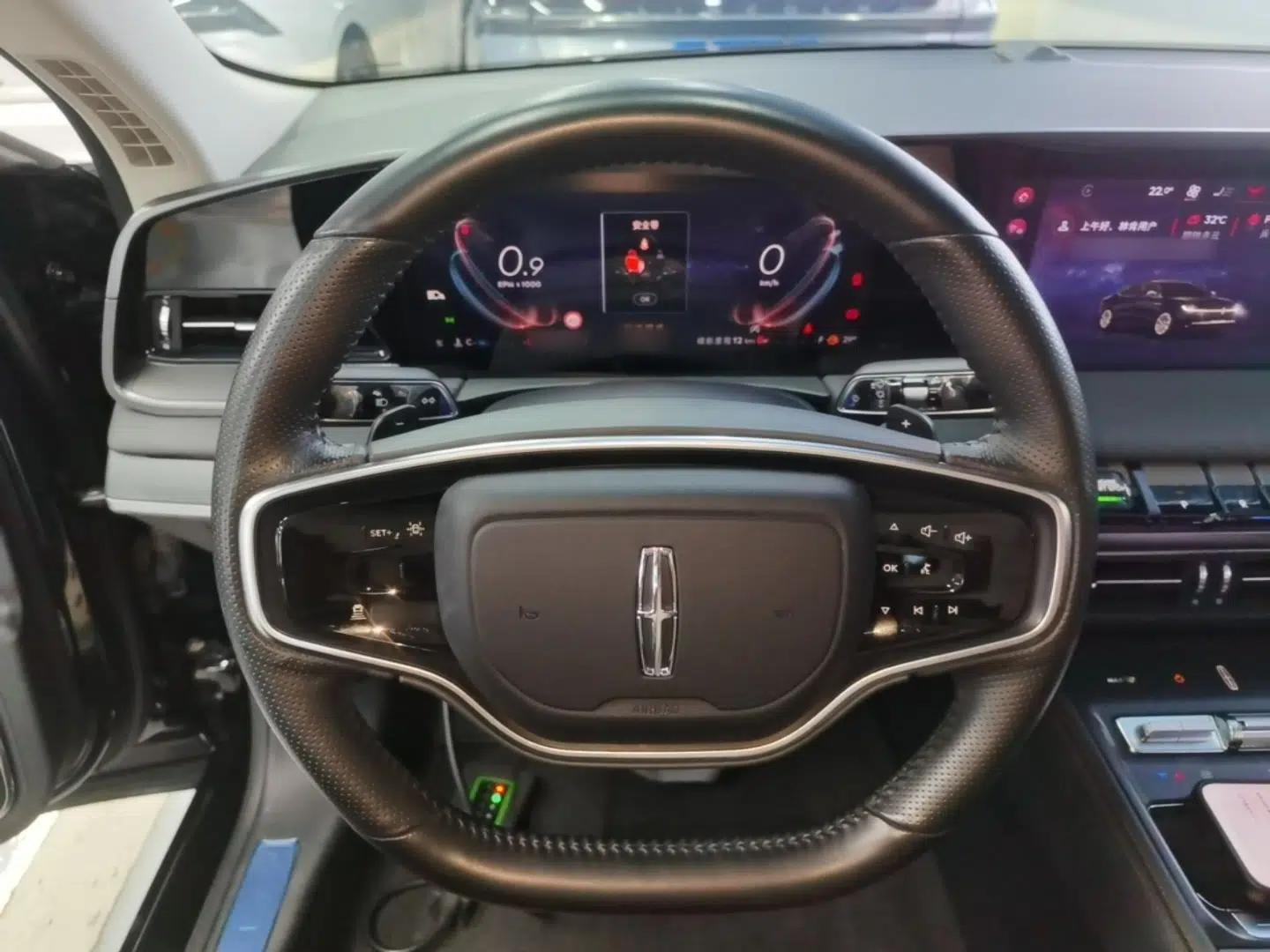 Lincoln Z 2025 2.0T Prestige Edition — миниатюра 13