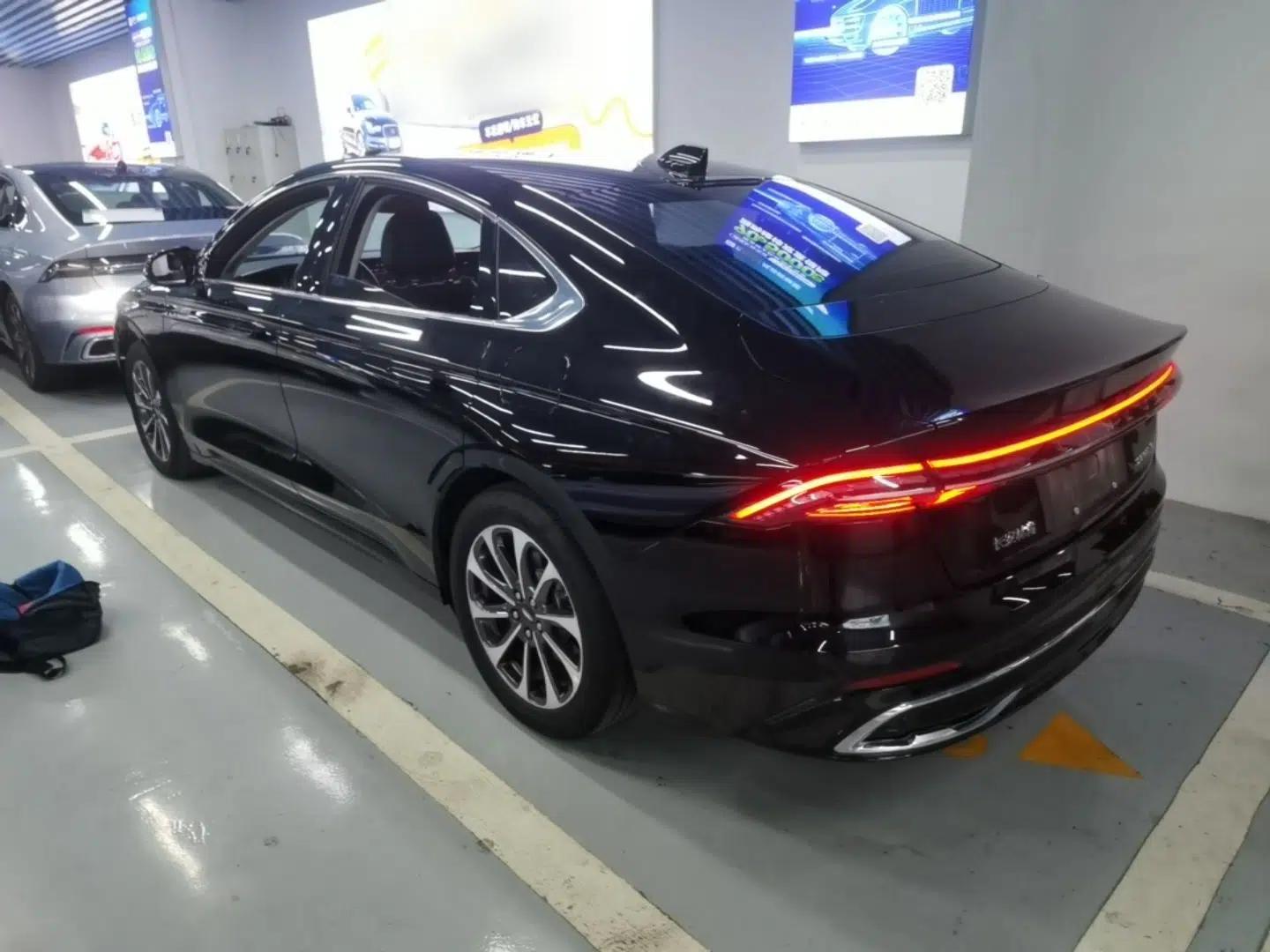 Lincoln Z 2025 2.0T Prestige Edition — миниатюра 4