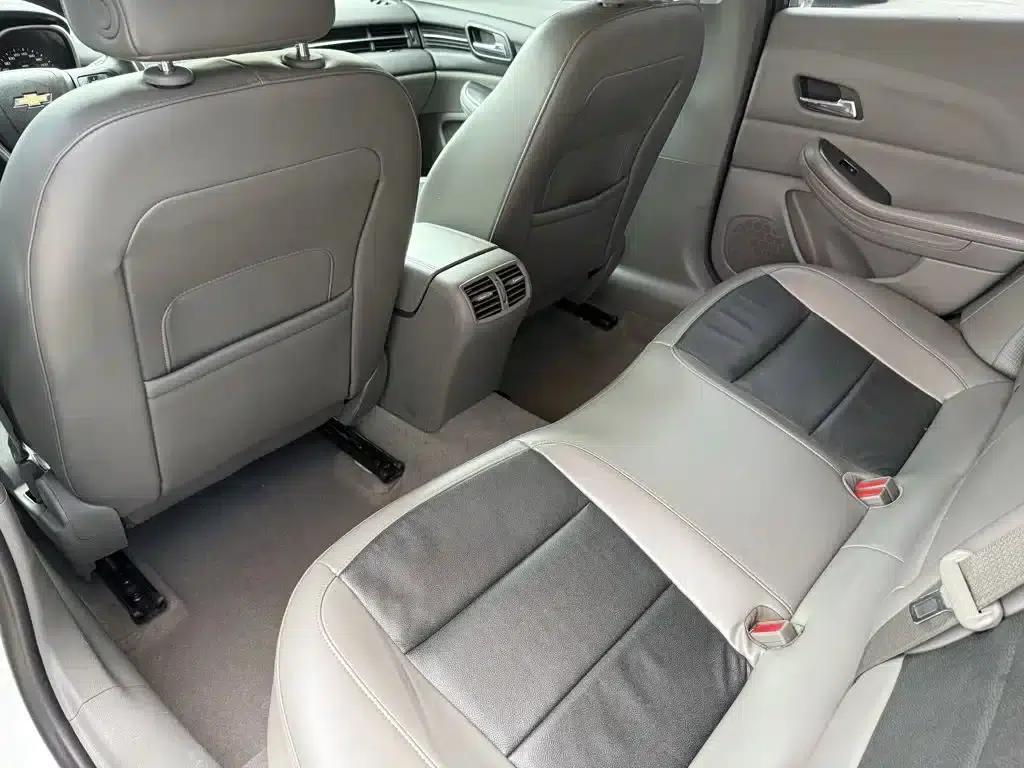 2014 Chevrolet Malibu 2.0L Automatic Luxury Edition — миниатюра 10