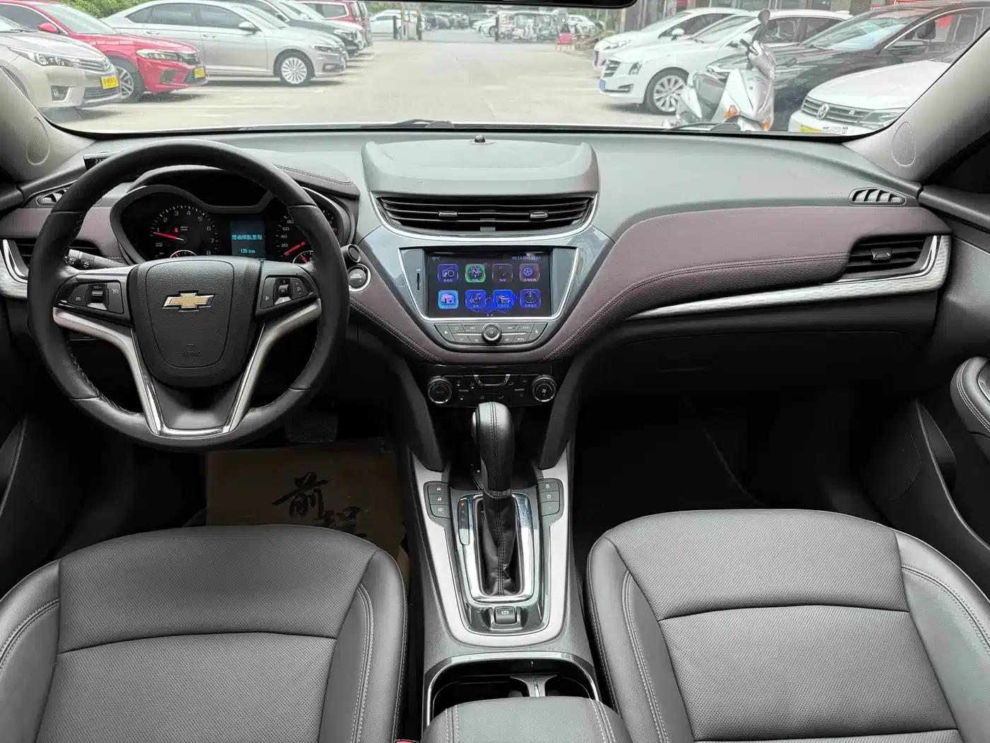 2017 Chevrolet Malibu 1.5T Automatic Luxury Edition — миниатюра 8