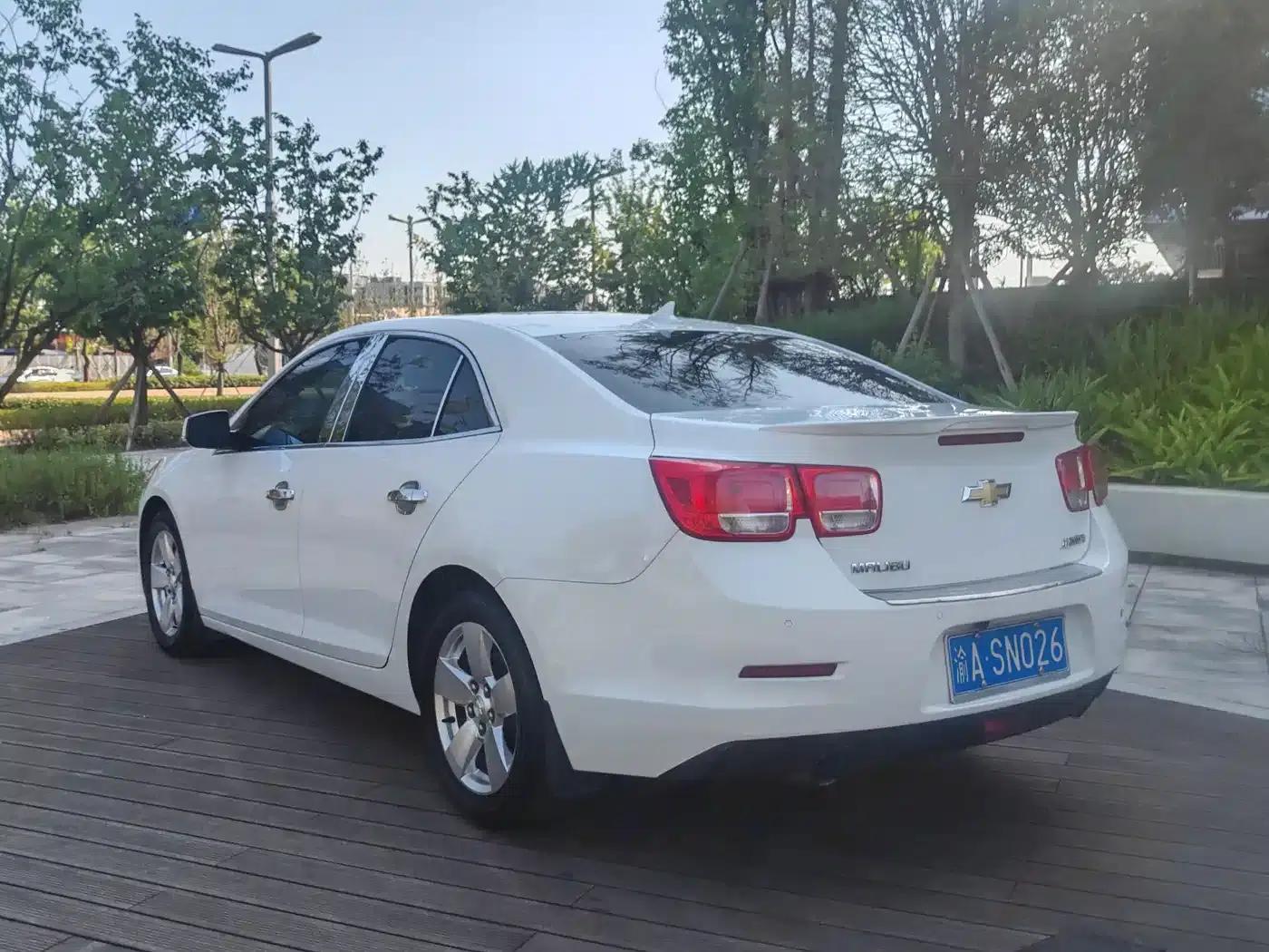 2013 Chevrolet Malibu 2.0L Automatic Luxury Edition — миниатюра 4