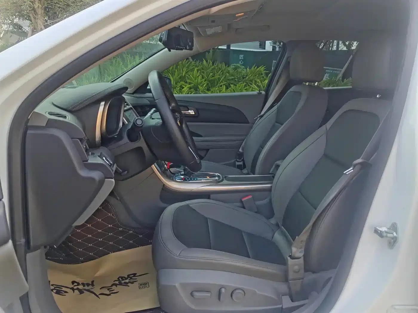 2013 Chevrolet Malibu 2.0L Automatic Luxury Edition — миниатюра 9