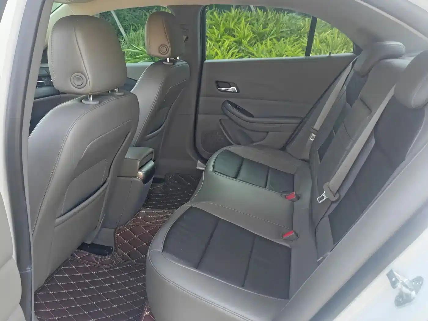 2013 Chevrolet Malibu 2.0L Automatic Luxury Edition — миниатюра 10