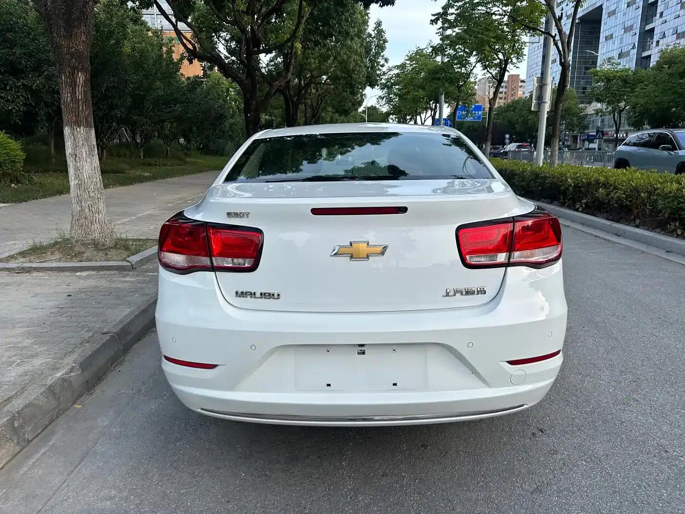 2018 Chevrolet Malibu 530T Automatic Luxury Edition — миниатюра 6