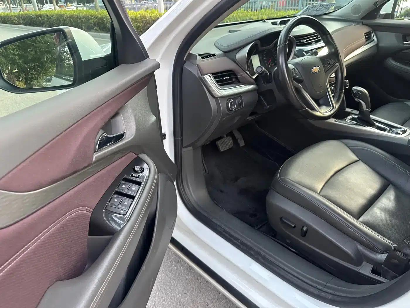 2018 Chevrolet Malibu 530T Automatic Luxury Edition — миниатюра 8