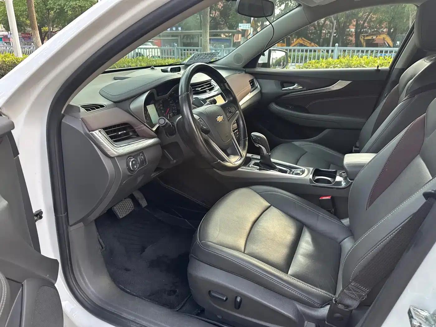 2018 Chevrolet Malibu 530T Automatic Luxury Edition — миниатюра 9