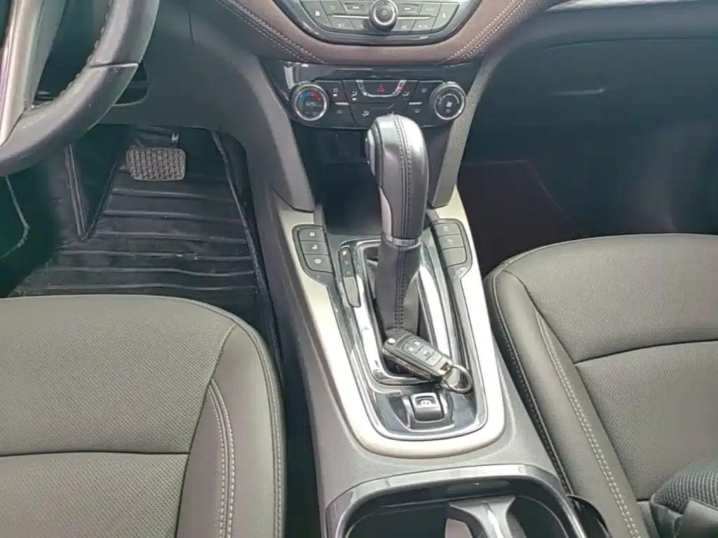 2018 Chevrolet Malibu 530T Automatic Luxury Edition — миниатюра 14