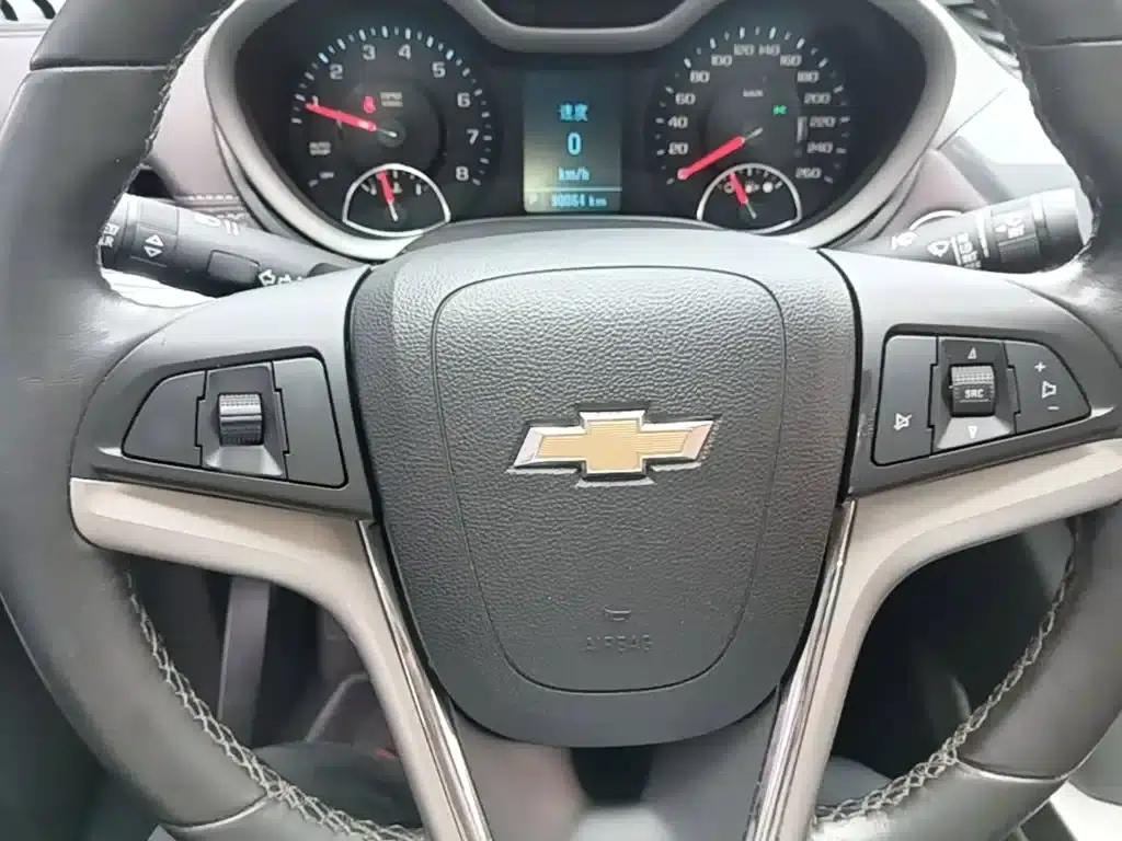 2018 Chevrolet Malibu 530T Automatic Luxury Edition — миниатюра 11