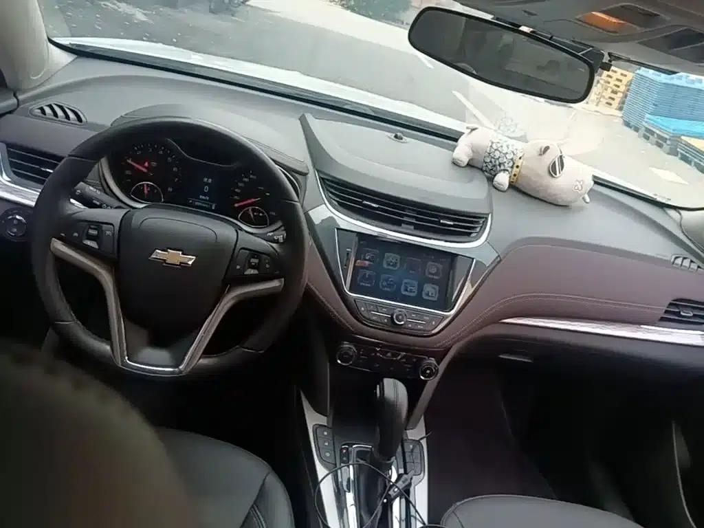 2018 Chevrolet Malibu 530T Automatic Luxury Edition — миниатюра 10