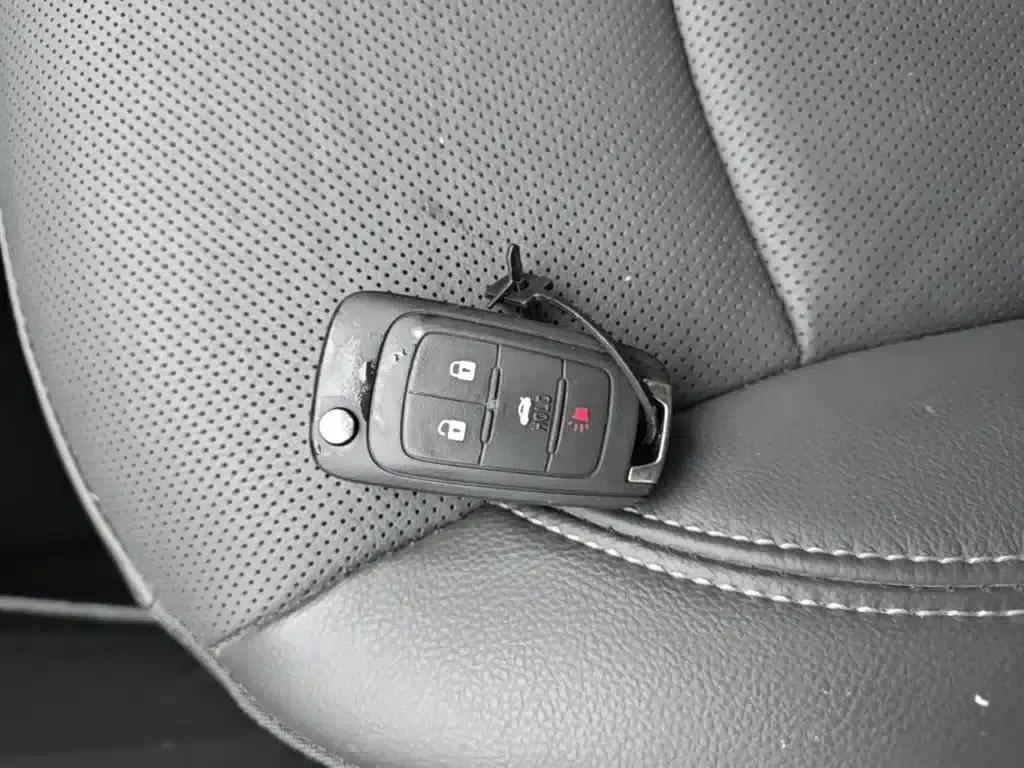 2017 Chevrolet Malibu 1.5T Automatic Luxury Edition — миниатюра 9