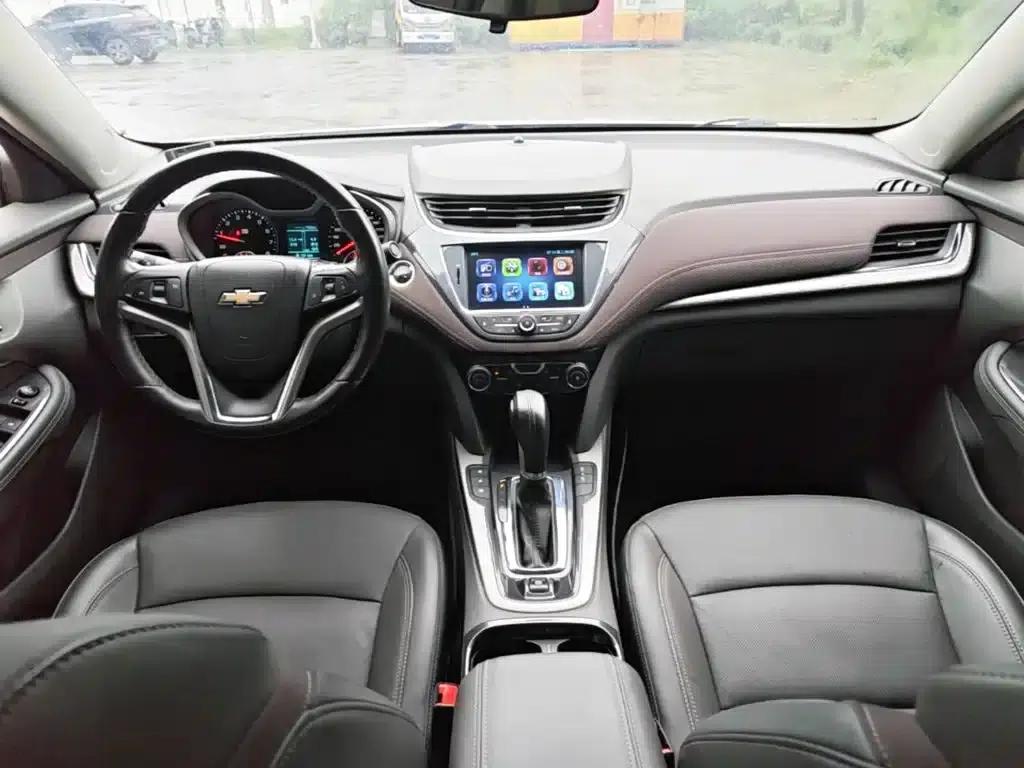 2017 Chevrolet Malibu 1.5T Automatic Luxury Edition — миниатюра 10