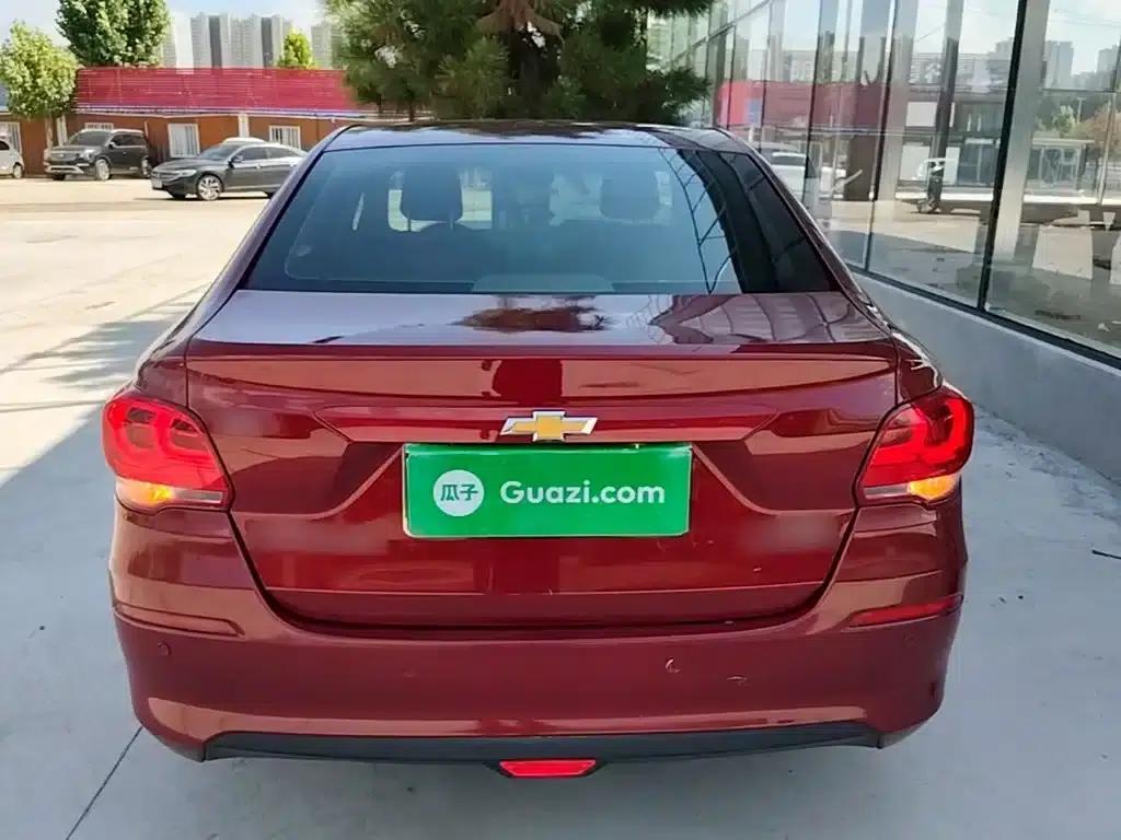 Chevrolet Cruze 2019 320 Automatic Sunroof Edition — миниатюра 6