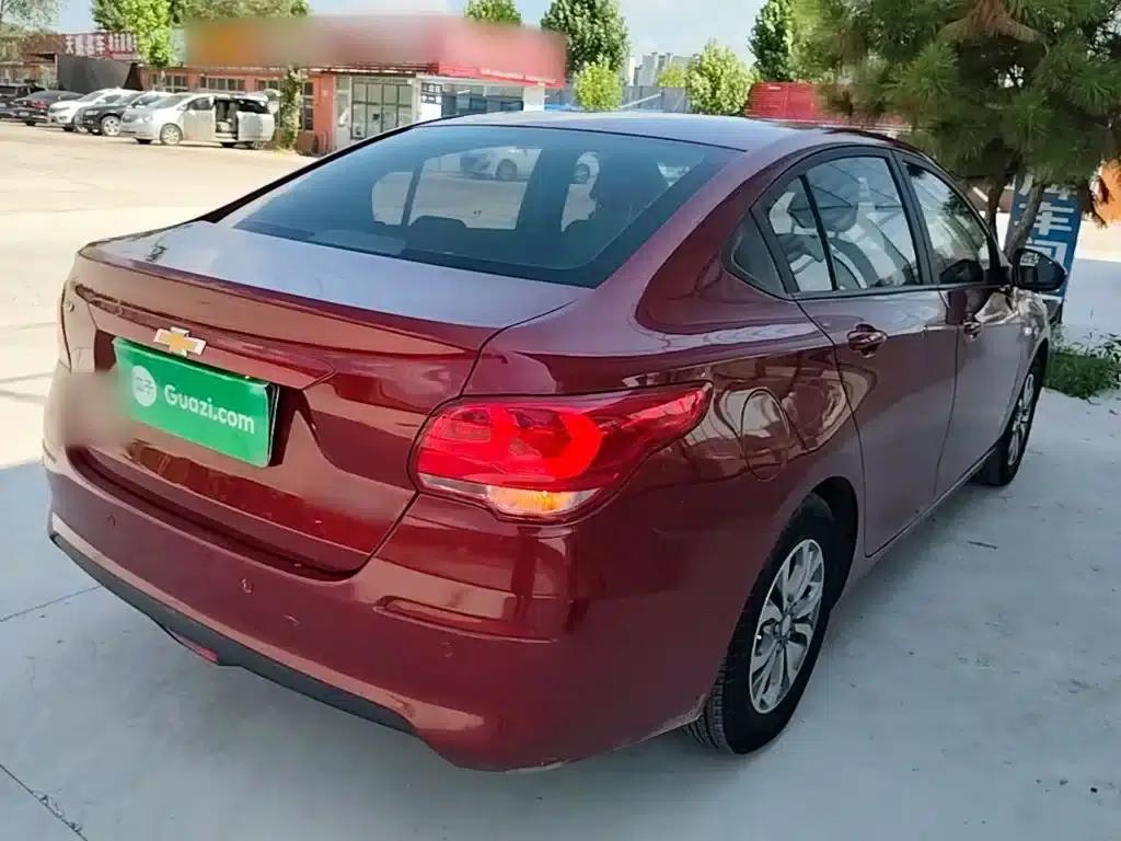 Chevrolet Cruze 2019 320 Automatic Sunroof Edition — миниатюра 7