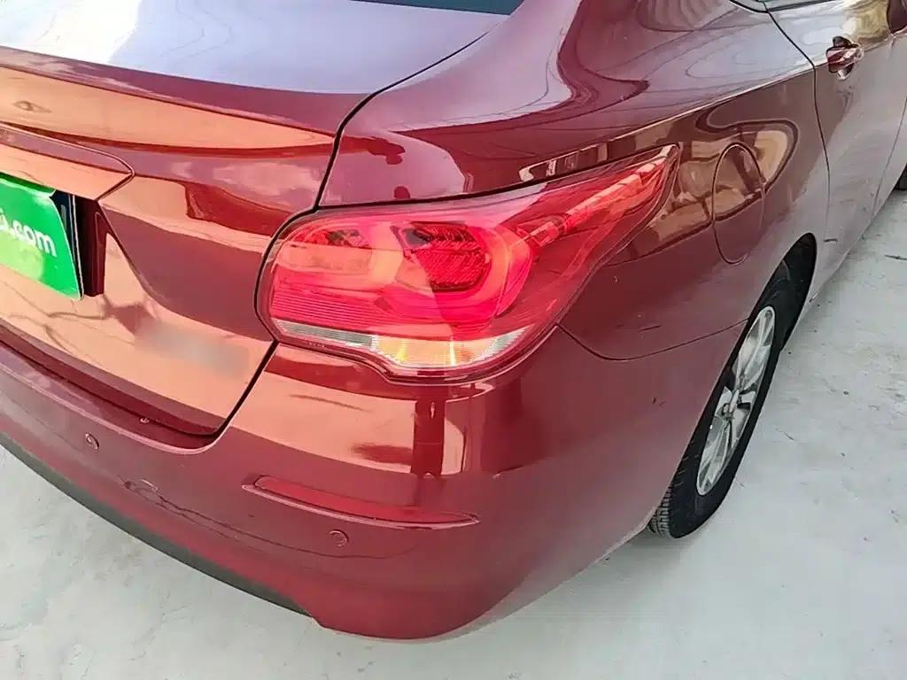 Chevrolet Cruze 2019 320 Automatic Sunroof Edition — миниатюра 8