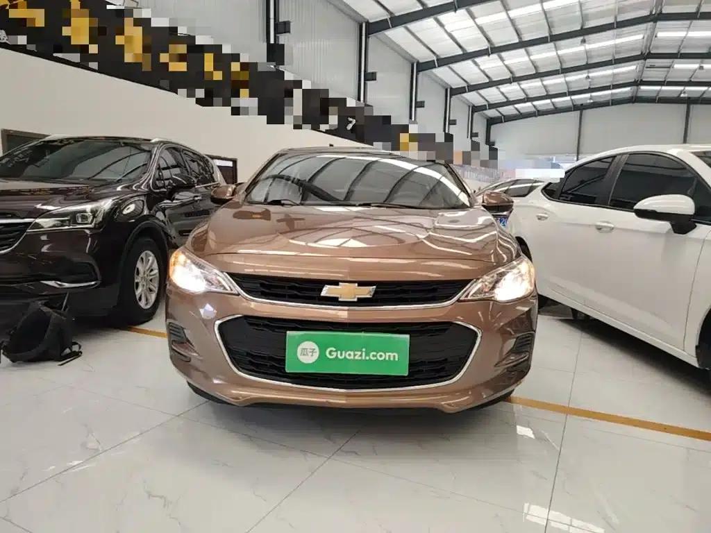 Chevrolet Cruze 2019 320 Automatic Sunroof Edition — миниатюра 3