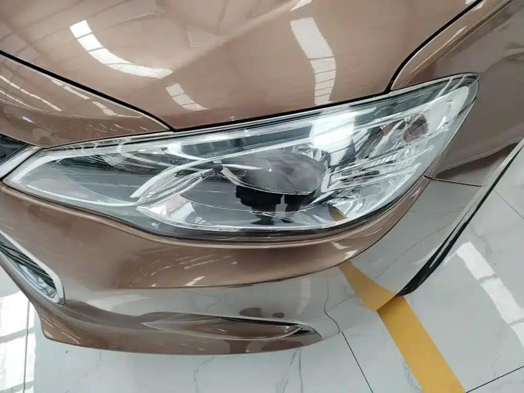 Chevrolet Cruze 2019 320 Automatic Sunroof Edition — миниатюра 24