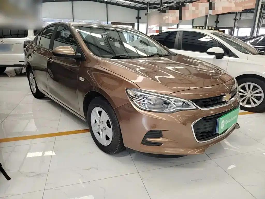 Chevrolet Cruze 2019 320 Automatic Sunroof Edition — миниатюра 4