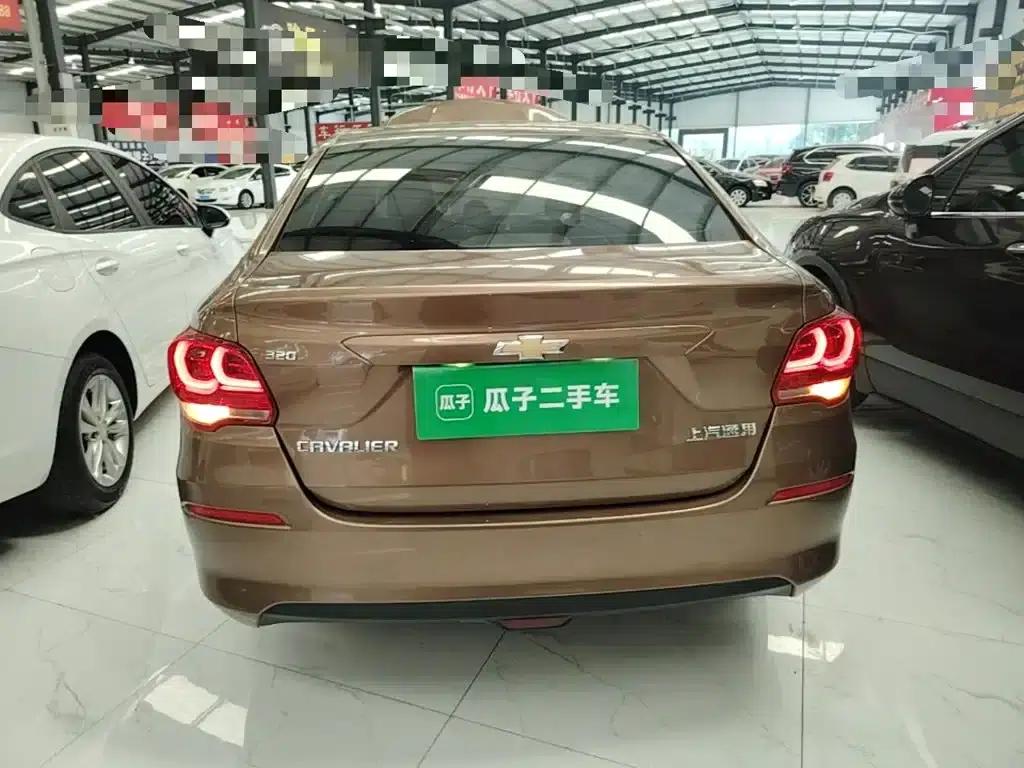 Chevrolet Cruze 2019 320 Automatic Sunroof Edition — миниатюра 6