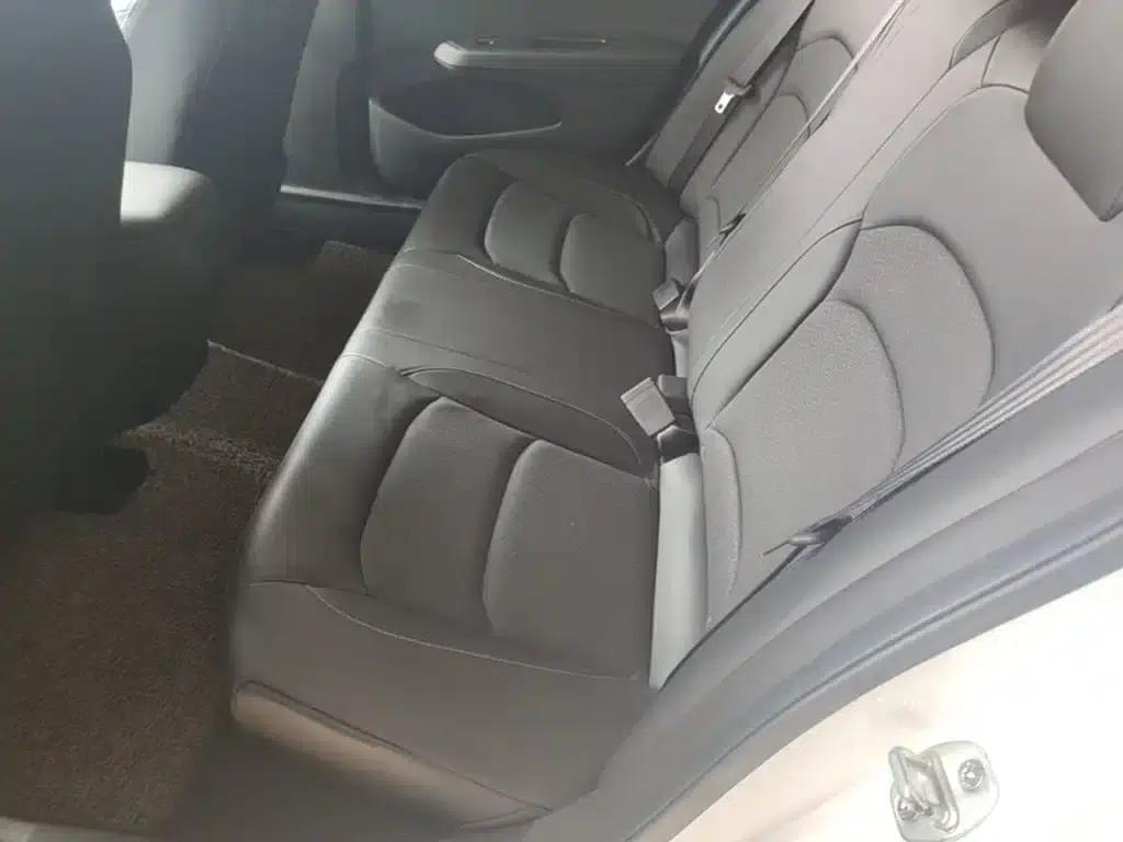 Chevrolet Cruze 2019 320 Automatic Comfort Edition — миниатюра 17