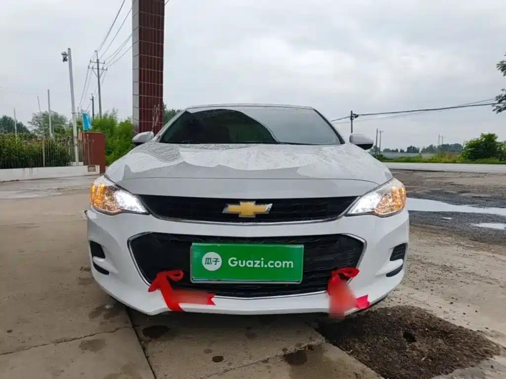 Chevrolet Cruze 2019 320 Automatic Sunroof Edition — миниатюра 3