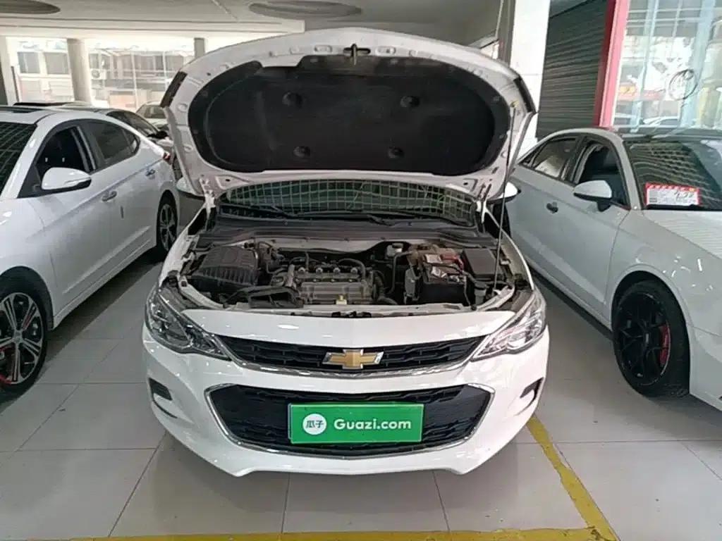 Chevrolet Cruze 2018 320 Automatic Sunroof Edition — миниатюра 20