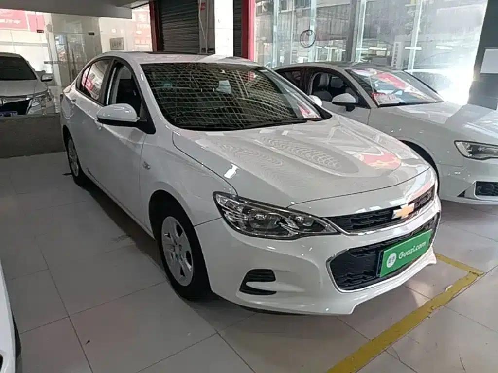 Chevrolet Cruze 2018 320 Automatic Sunroof Edition — миниатюра 4