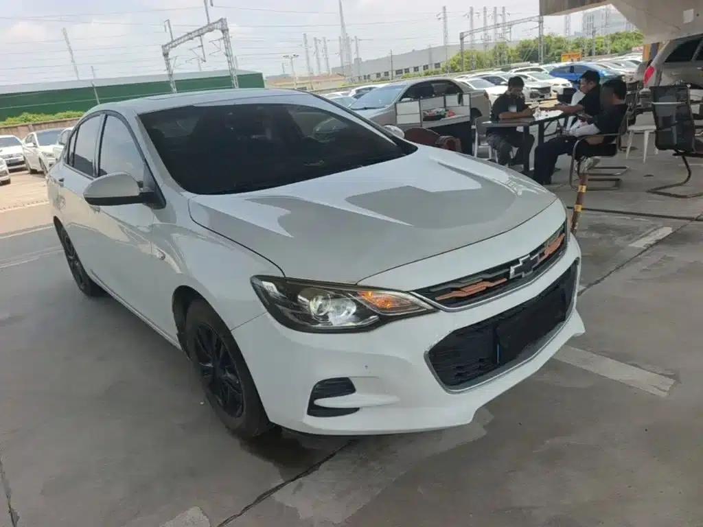 Chevrolet Cruze 2019 320 Automatic Comfort Edition — миниатюра 4