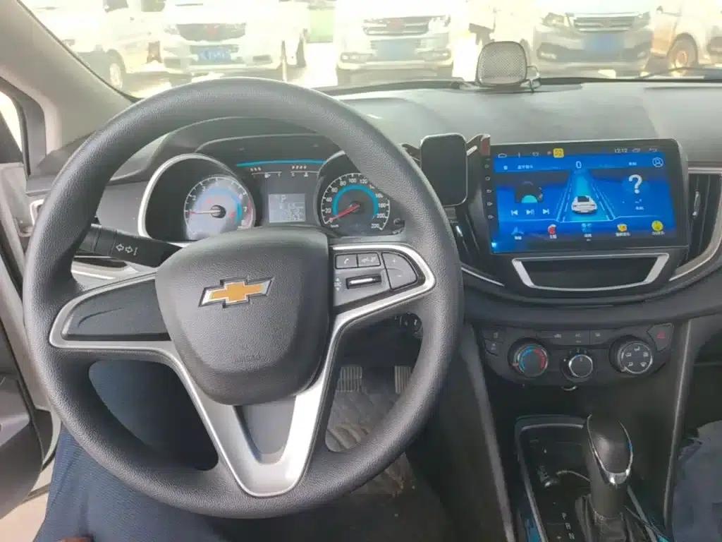 Chevrolet Cruze 2019 320 Automatic Comfort Edition — миниатюра 10