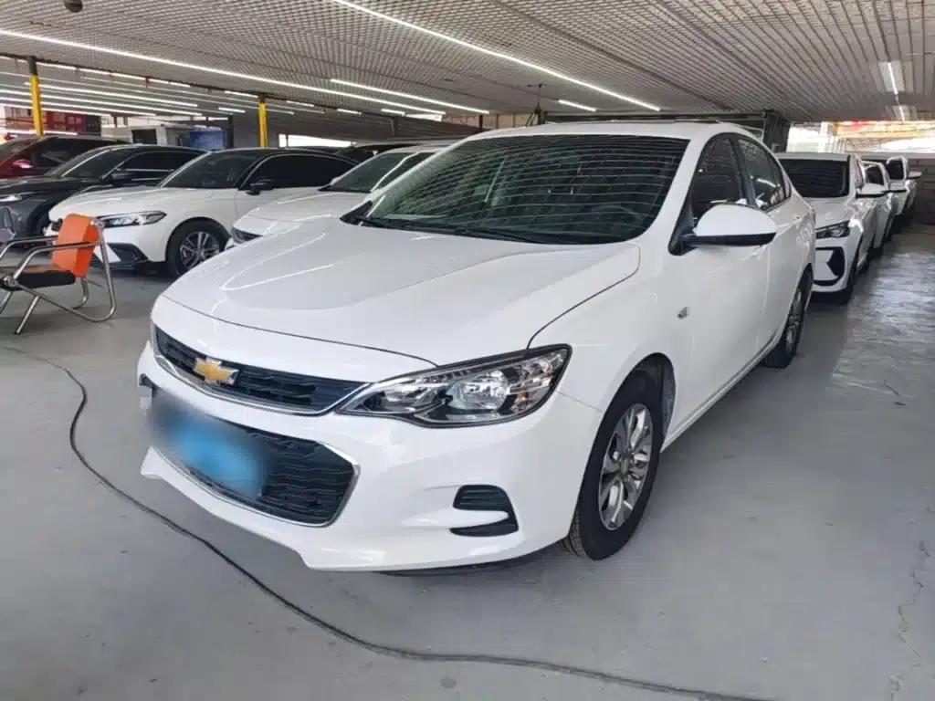 Chevrolet Cruze 2019 320 Automatic Sunroof Edition — миниатюра 1