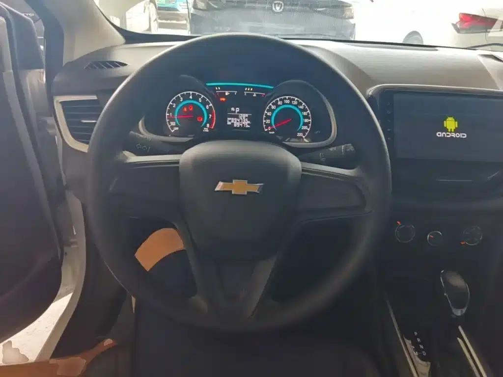 Chevrolet Cruze 2019 320 Automatic Sunroof Edition — миниатюра 11