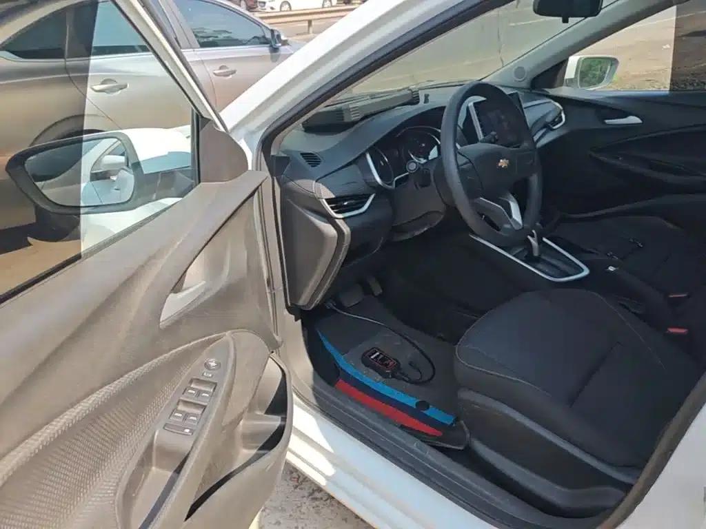 Chevrolet Cruze 2020 325T Automatic Comfort Edition — миниатюра 16