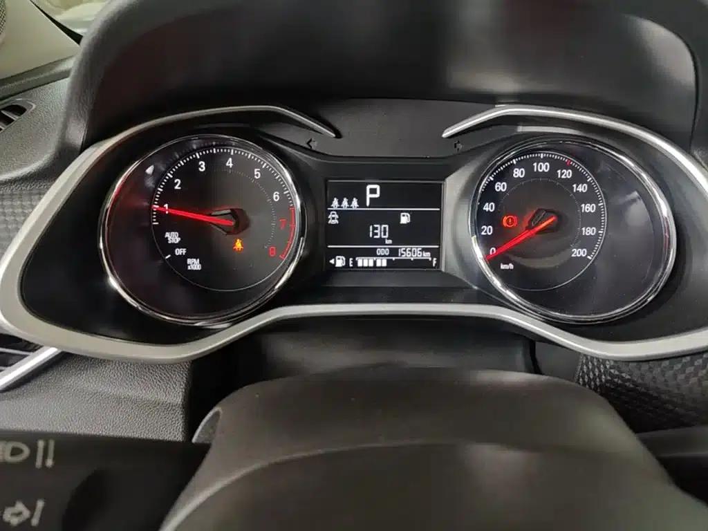 Chevrolet Cruze 2020 325T Automatic Comfort Edition — миниатюра 12
