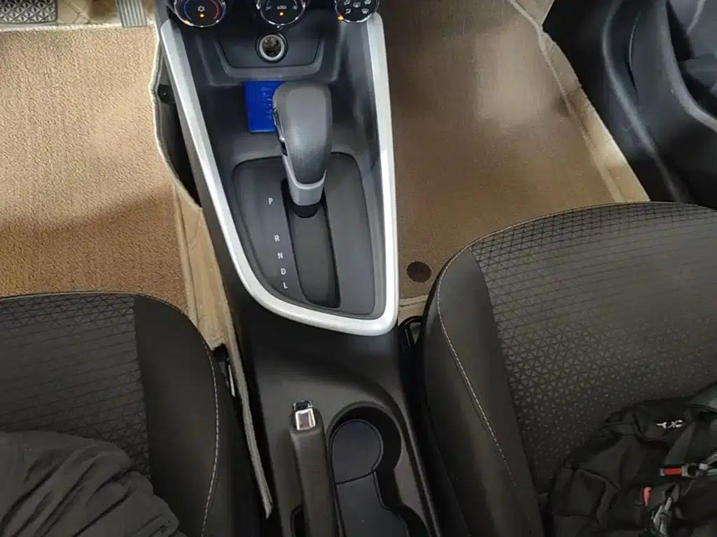 Chevrolet Cruze 2020 325T Automatic Comfort Edition — миниатюра 14