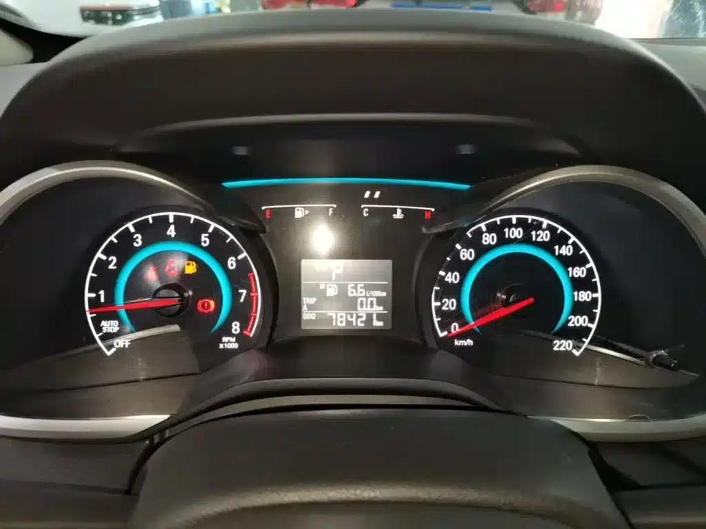 Chevrolet Cruze 2016 1.5L Automatic Comfort Edition — миниатюра 12