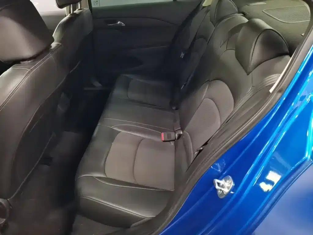 Chevrolet Cruze 2016 1.5L Automatic Comfort Edition — миниатюра 17