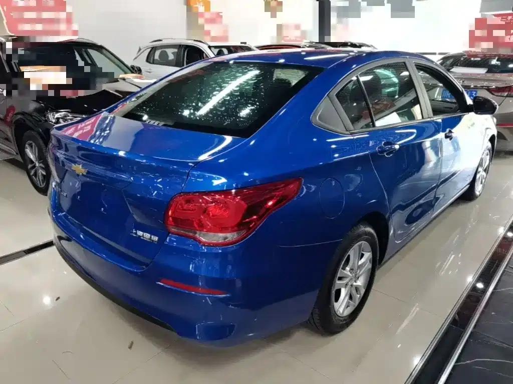 Chevrolet Cruze 2016 1.5L Automatic Comfort Edition — миниатюра 7