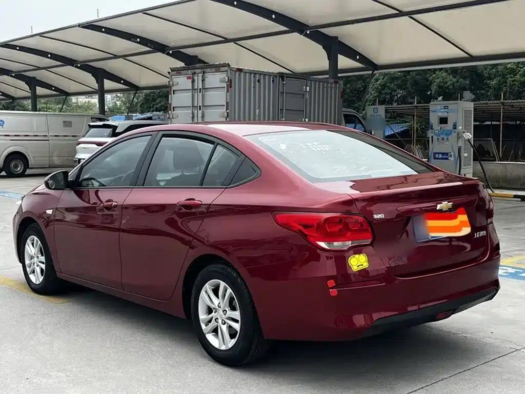 Chevrolet Cruze 2019 320 Automatic Comfort Edition — миниатюра 5