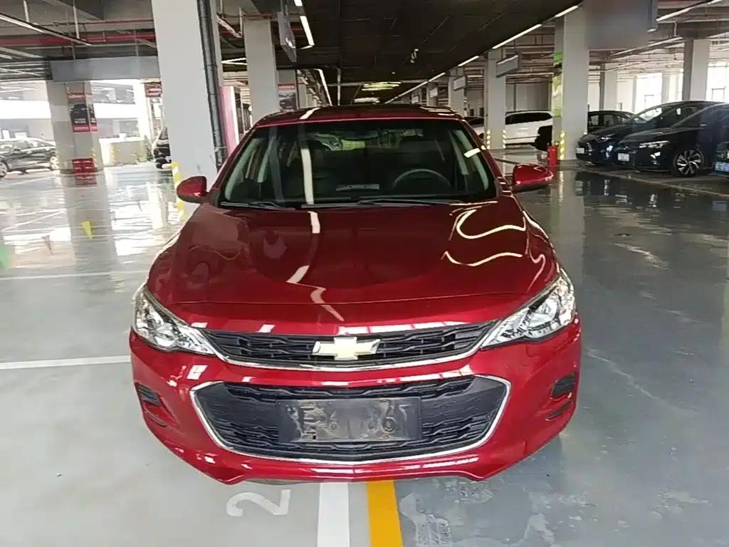 Chevrolet Cruze 2018 320 Automatic Sunroof Edition — миниатюра 3