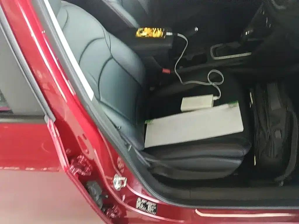 Chevrolet Cruze 2018 320 Automatic Sunroof Edition — миниатюра 25