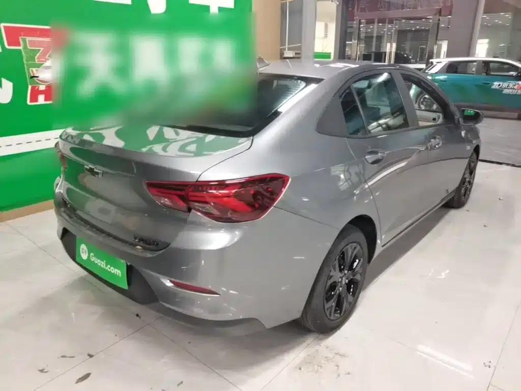 Chevrolet Cruze 2020 Facelift Redline 325T Automatic Premium Edition — миниатюра 7